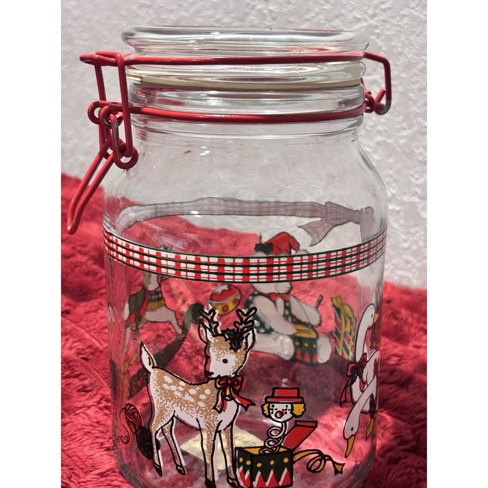 VTG 1984 Anchor Hocking Christmas Canister 8x5 Geese Rocking Horse Bear Deer Bow